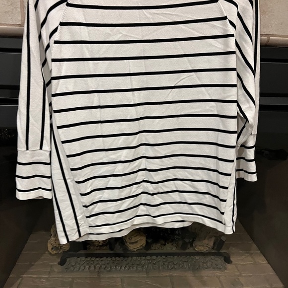 WHBM light sweater - Picture 3 of 4